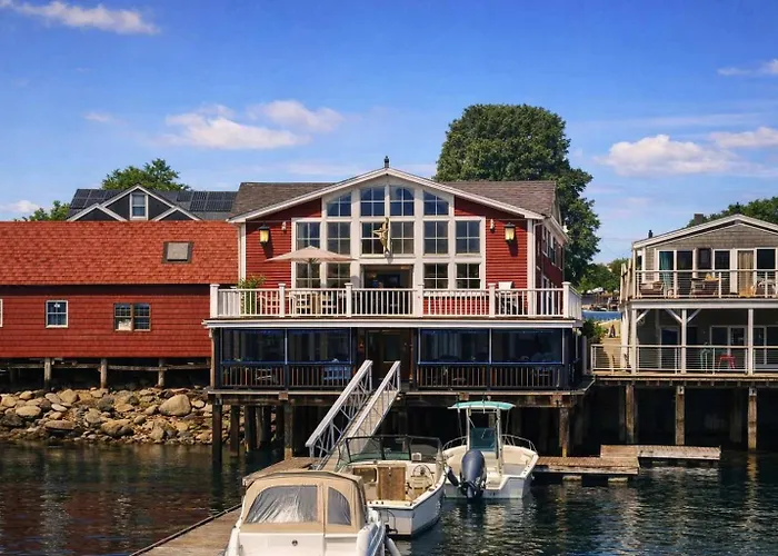 Stay At Smith Cove